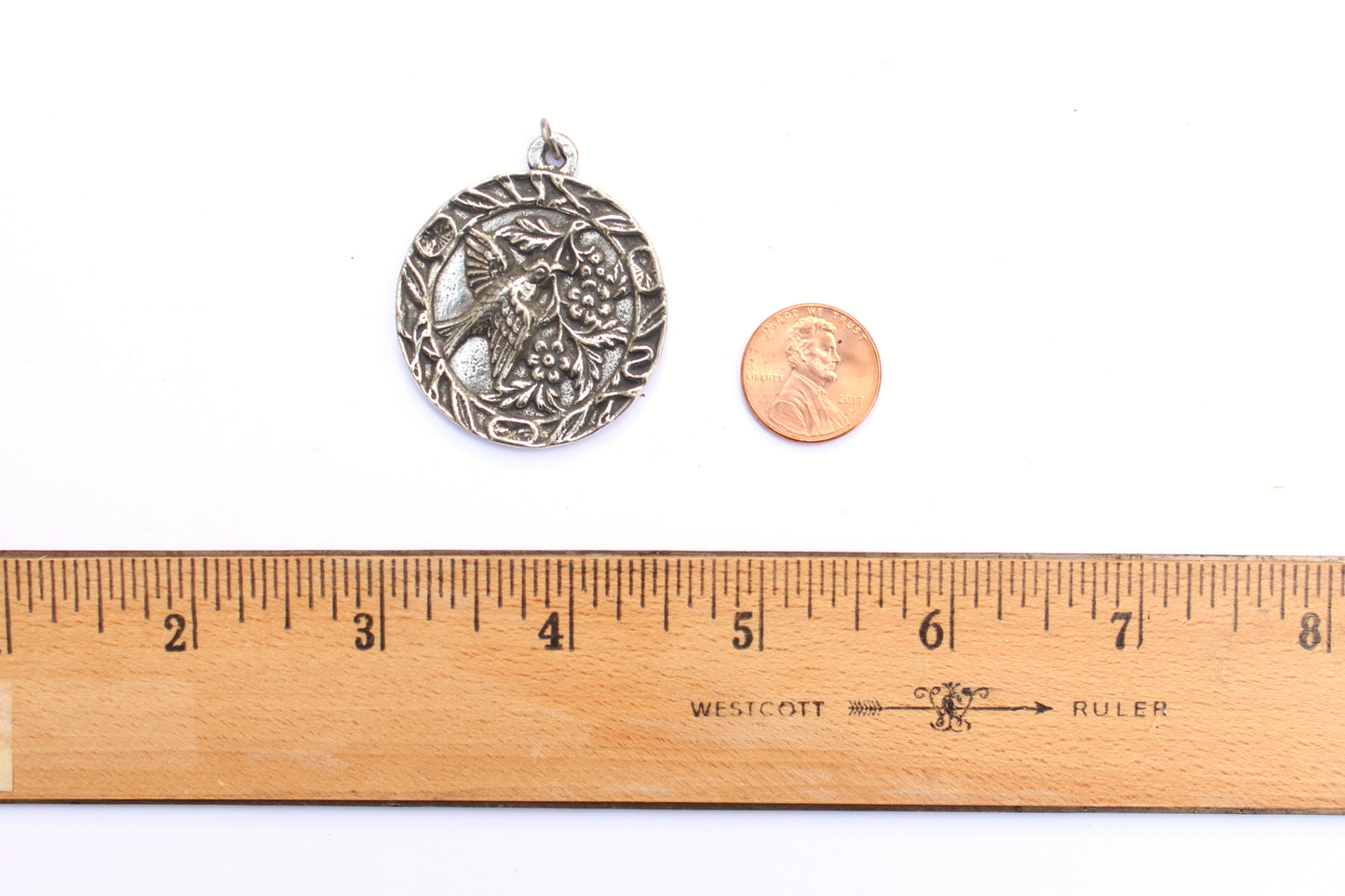 Flight of Nature Pendant in Britannium – A Harmonious Garden Soars