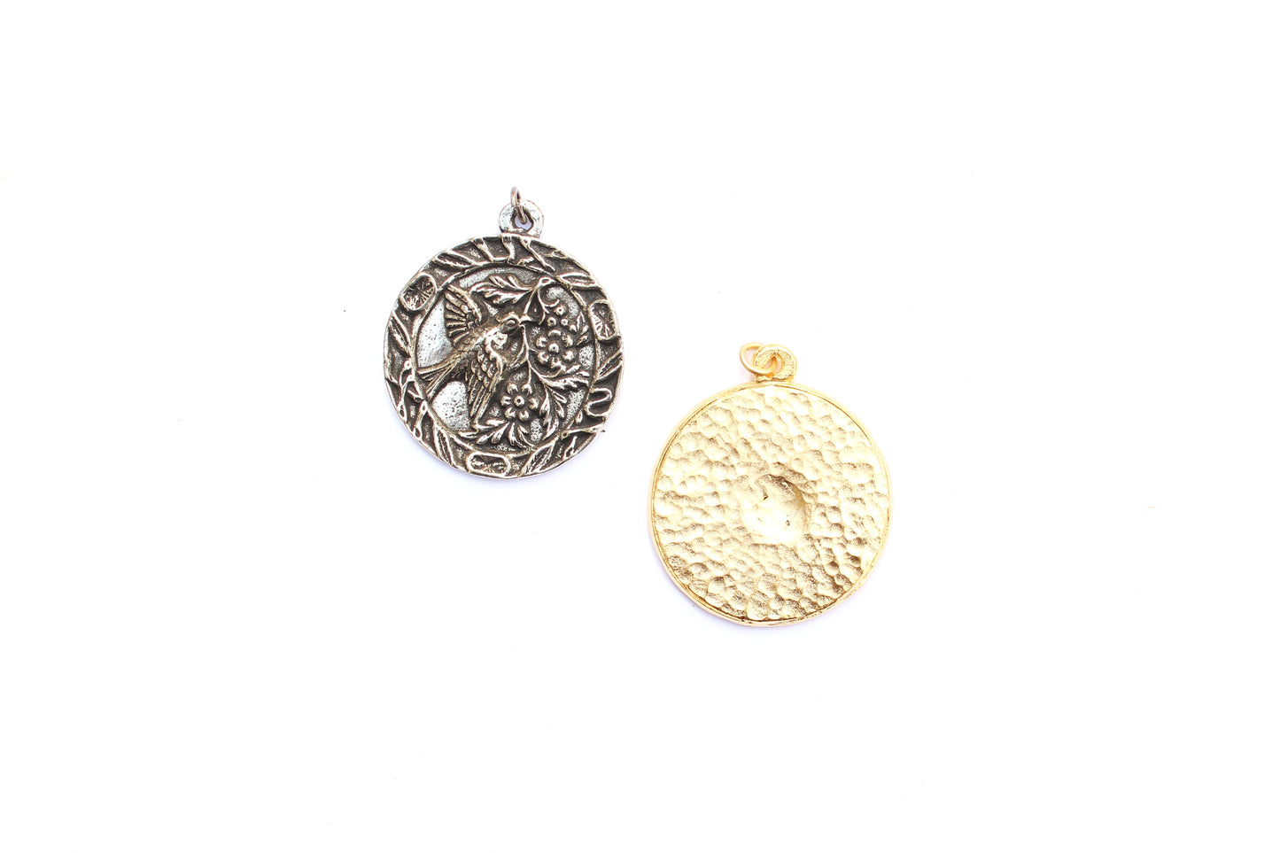 Flight of Nature Pendant in Britannium – A Harmonious Garden Soars
