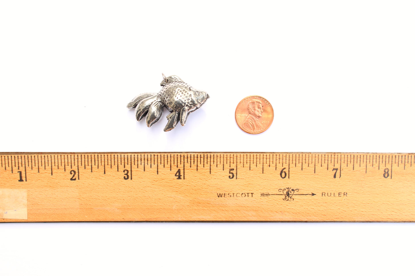3-Dimensional Antique Replica Fantail Goldfish Pendant in Britannium