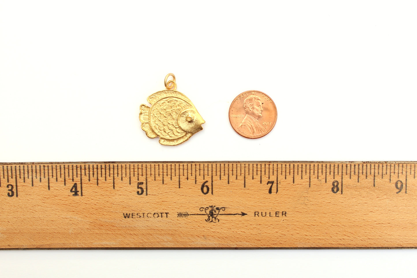Elaborate Scales Sunfish Pendant in Britannium – Mesmerizing Nautical Elegance