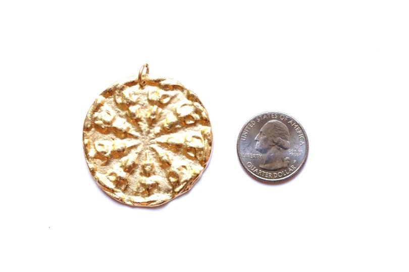 Gold Medallion Pendant, Coin Jewelry, Large Pendant, Gold Pendant, Statement Pendant, Jewelry Making, Disk Pendant, Coin Charm, Finding