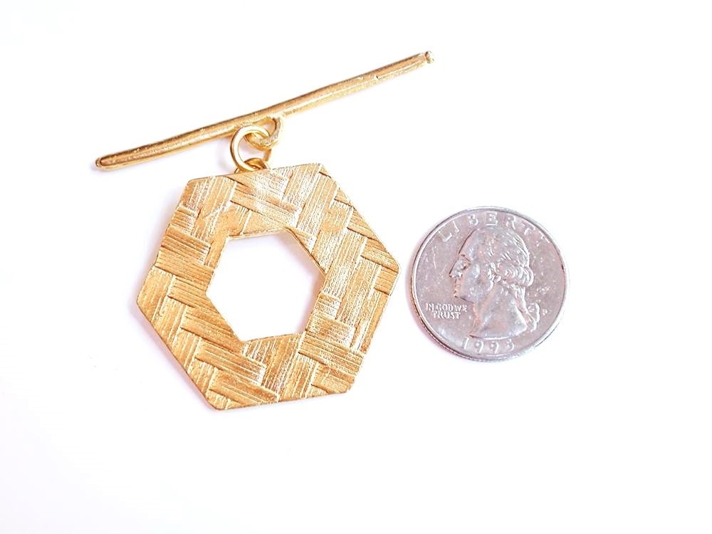 Large Gold Toggle, Gold Toggle, Gold Clasp, Jewelry Finding, Basket Weave, Pewter Finding, Pewter Clasp, Pewter Toggle, Large Clasp