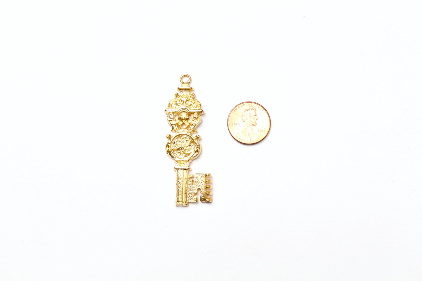 Gold Key Charm, Skeleton Key, Key Pendant, Key Jewelry, Gold Key, Lock and Key, Vintage Charm, Steampunk Charm, Vintage Jewelry, Finding
