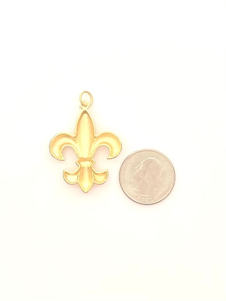 Gold Fleur de Lis Charm, NOLA Jewelry, New Orleans Fleur De Lis, Charm Bracelet, Pewter Charm, Gold Charm, French Pendant, Vintage Charm