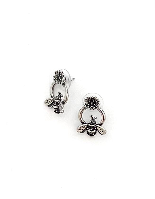 Tiny Bee Hoop Stud Earrings, Small Gold Bee Earrings, Bumble Bee Post, Garden Earrings, Bee Earrings, Queen Bee Jewelry, Tiny Bee Jewelry