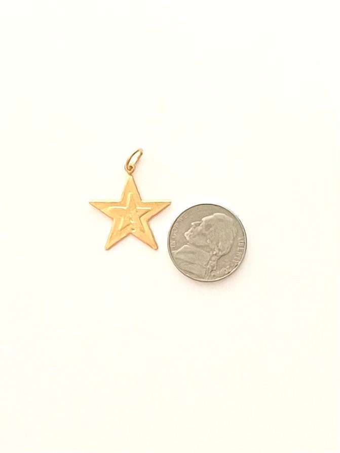 Star, Gold Star, Gold Charm, Gold Pendant, Patriotic Charm, Charm Bracelet, Jewelry Design