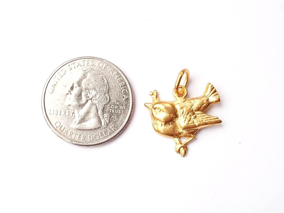 Gold Bird Pendant, Sparrow Charm, Gold Charm, Charm Bracelet, Bird Pendant, Pewter Charm, Bird Charm, Bird Jewelry, Jewelry Making, Charm