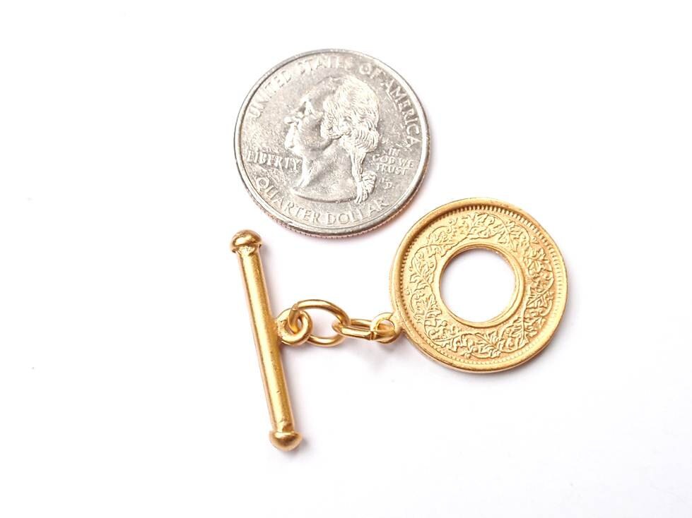 Gold Coin Clasp, Pewter Toggle, Gold Toggle Clasp, Pewter Clasp, Vintage Clasp, Vintage Toggle, Steampunk Clasp, Vintage Component, India