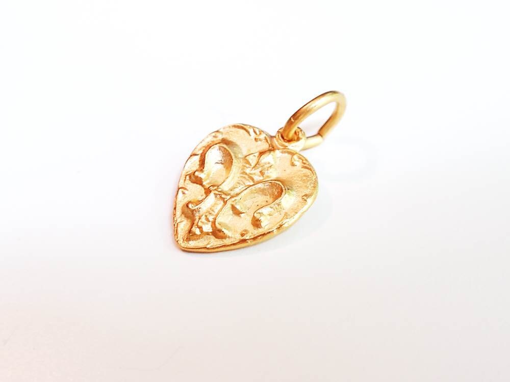 Heart Fleur de Lis Charm, Fleur de Lis, Heart Charm, Gold Charm, French Charm, Heart Jewelry, Parisian Charm, Fleur de Lis Charm, Bracelet
