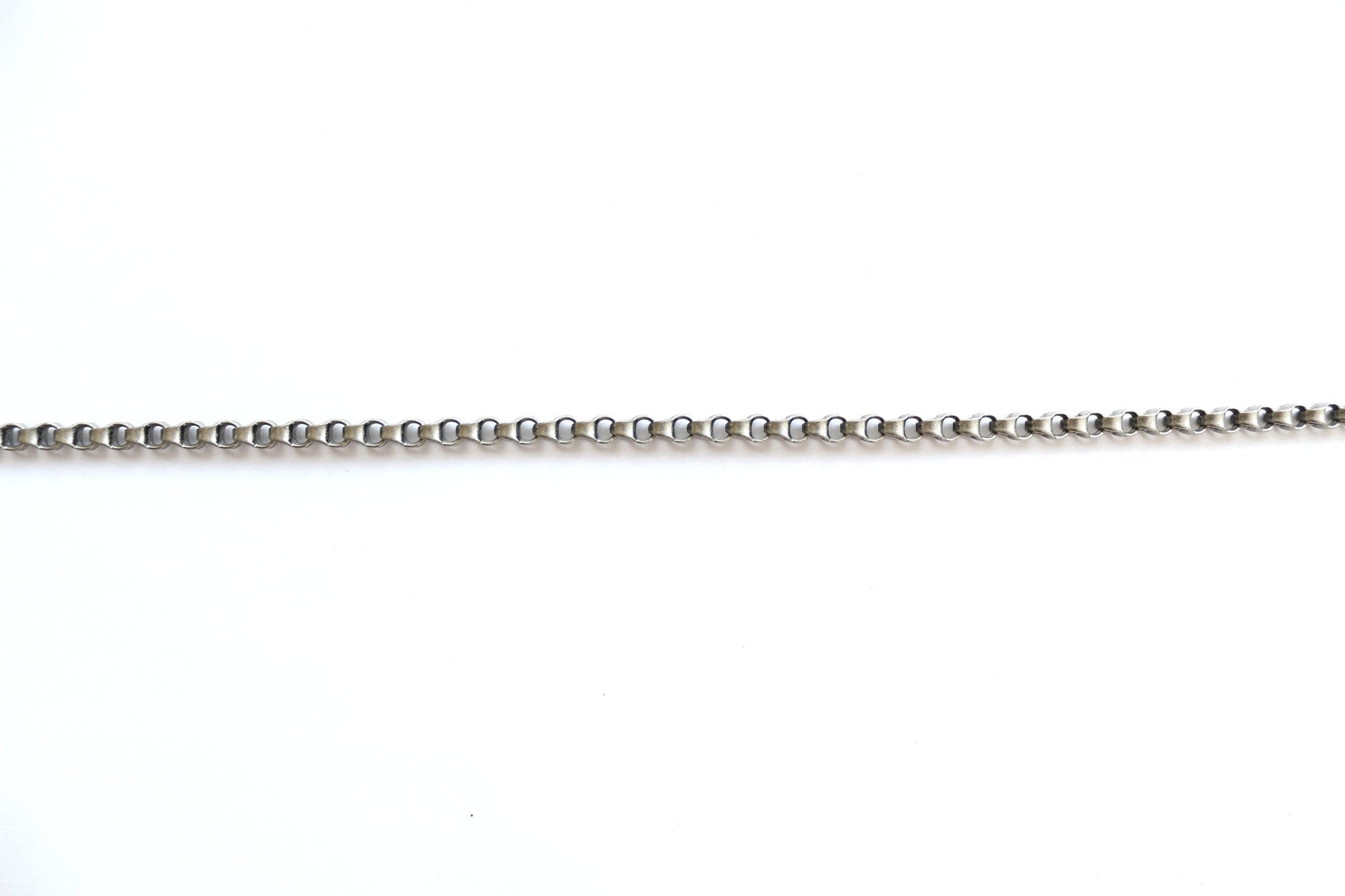 Figure 8 Chain By The Foot, Link Chain, Brass Chain, Silver Chain, Gold Chain, Jewelry Supply, Jewelry Finding, Bulk Chain, Wholesale Chain