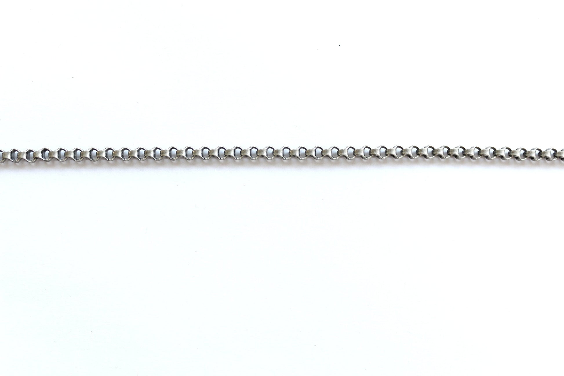 Figure 8 Chain By The Foot, Link Chain, Brass Chain, Silver Chain, Gold Chain, Jewelry Supply, Jewelry Finding, Bulk Chain, Wholesale Chain