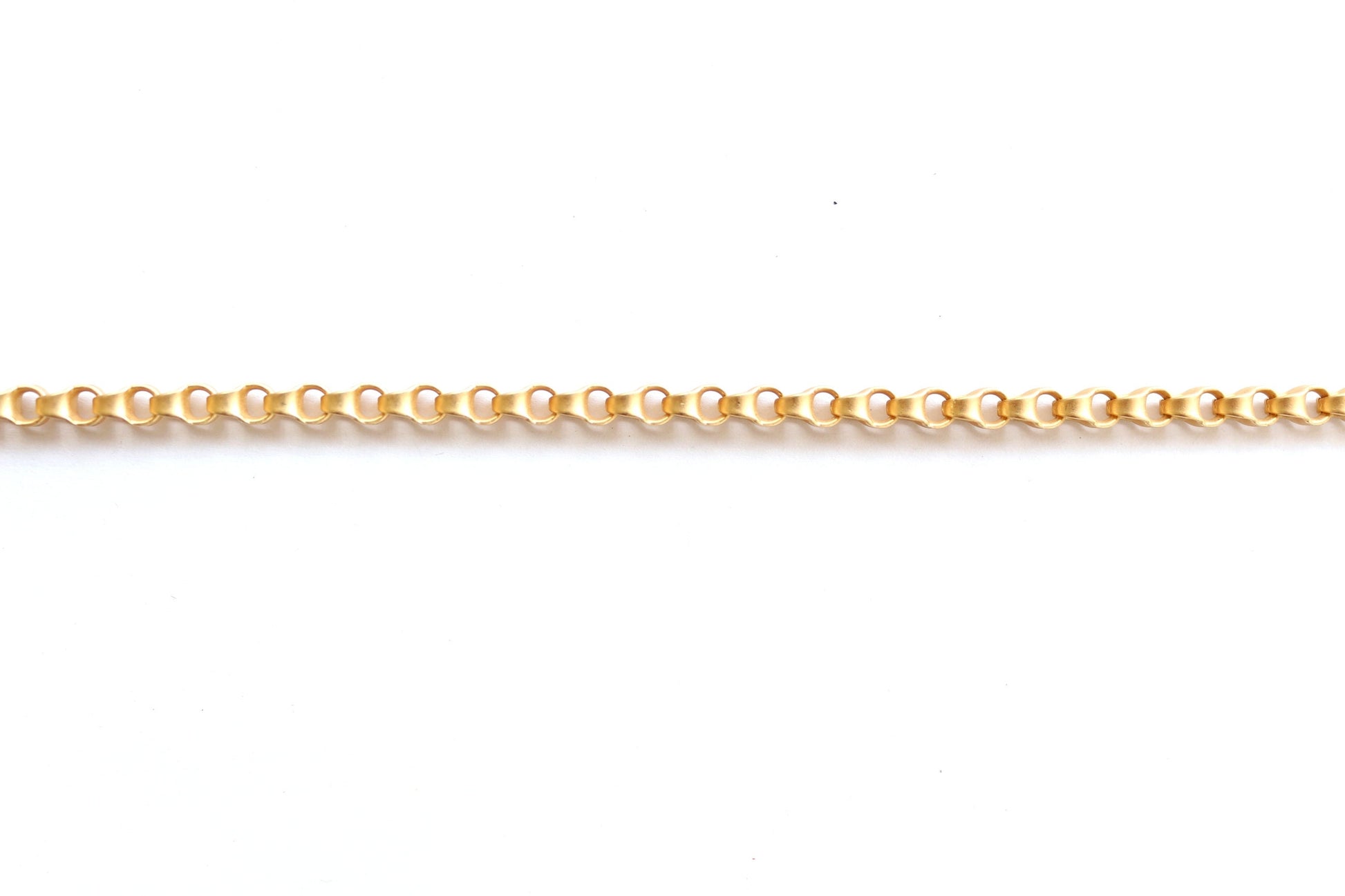 Figure 8 Chain By The Foot, Link Chain, Brass Chain, Silver Chain, Gold Chain, Jewelry Supply, Jewelry Finding, Bulk Chain, Wholesale Chain