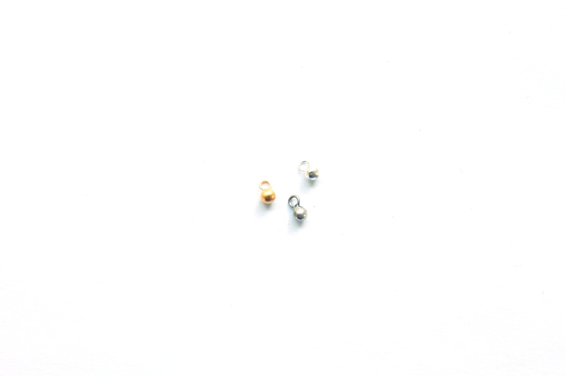 Minimalist Tiny Dangle Charm, Bali Silver Finding, Round Drop Charm, Balinese Silver, Jewelry Finding, Jewelry Component, Tiny Charm,Vermeil