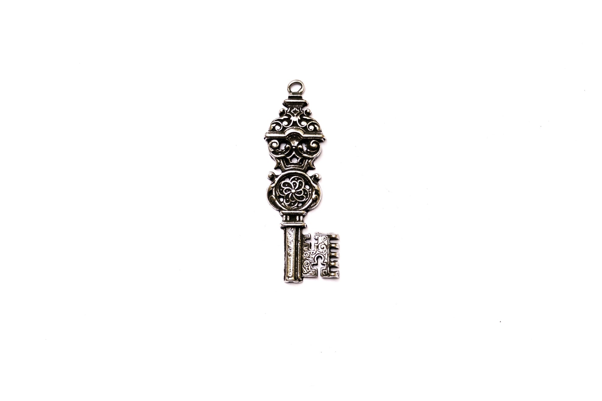 Gold Key Charm, Skeleton Key, Key Pendant, Key Jewelry, Gold Key, Lock and Key, Vintage Charm, Steampunk Charm, Vintage Jewelry, Finding
