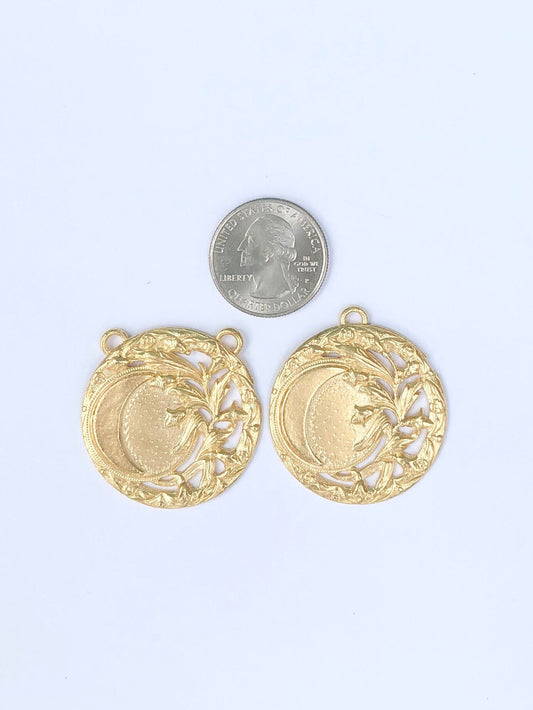 Gold Crescent Moon, Coin Charm, Gold Moon, Space Charm, Celestial Jewelry, Cosmic Charm, Crescent Moon, Man In The Moon, Jewelry Finding