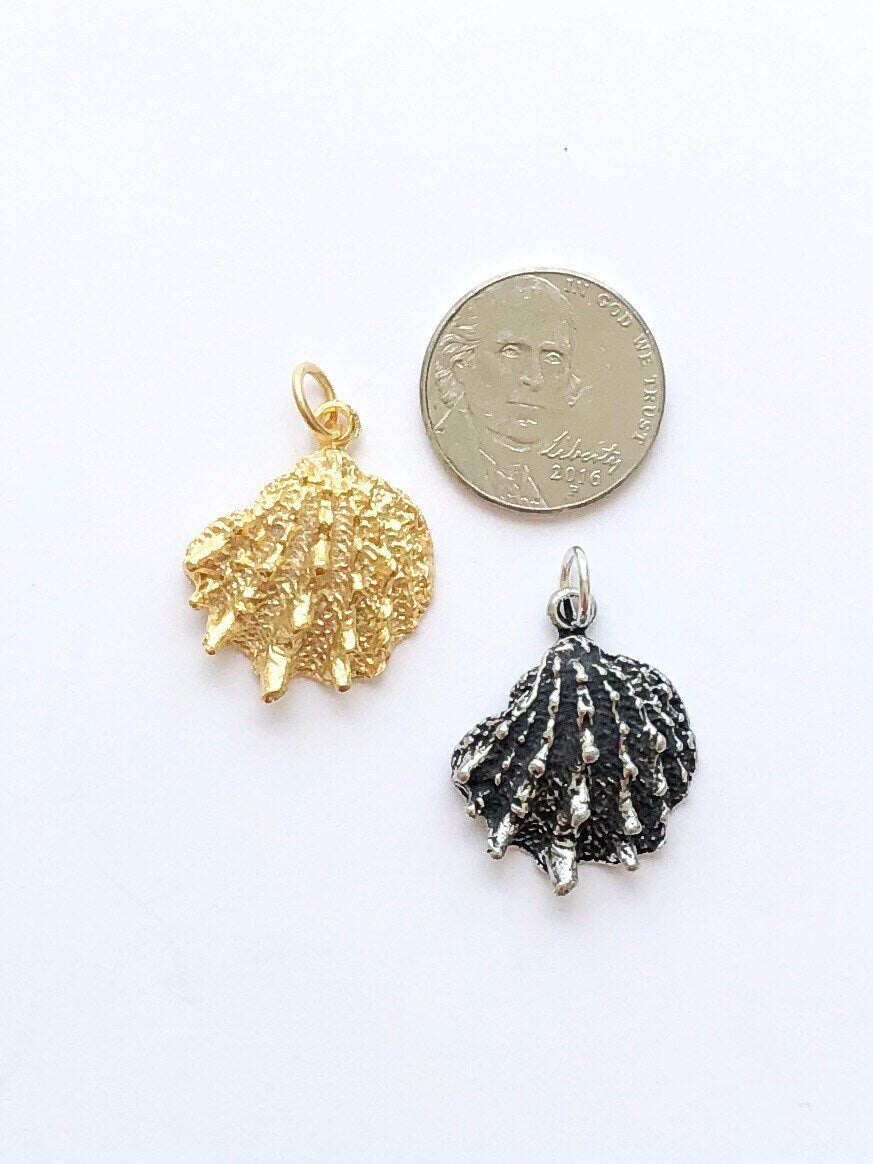 Shell Charm, Shell Pendant, Gold Charm, Charm Bracelet, Summer Jewelry, Beach Jewelry, Spiny Jewel Box Oyster Shell