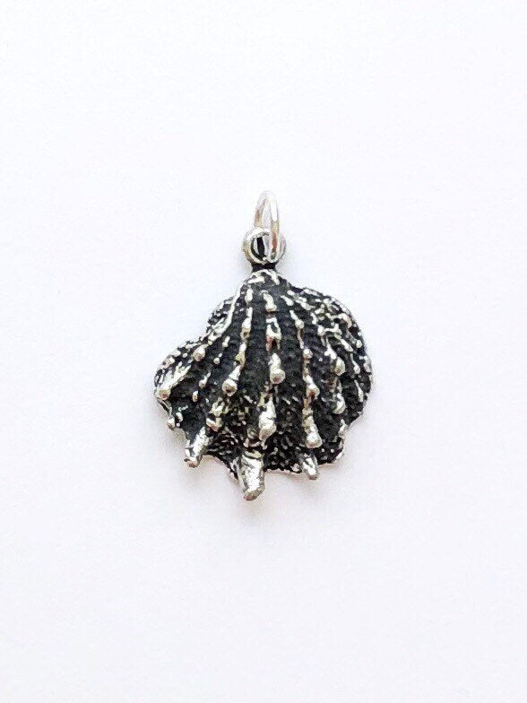 Shell Charm, Shell Pendant, Gold Charm, Charm Bracelet, Summer Jewelry, Beach Jewelry, Spiny Jewel Box Oyster Shell