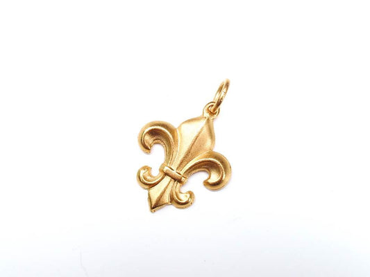 Gold Fleur de Lis Charm, New Orleans Saints Charm, Charm Bracelet, Gold Charm, Antique French Charm, Royal Charm, NOLA Jewelry, Vintage